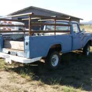 62 F250 4x4 with wood sides