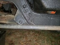 2wd axle pivot left.jpg