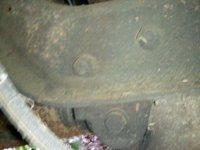 4wd axle pivot left.jpg