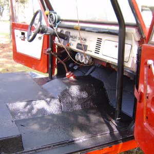 Bronco after Bedliner
