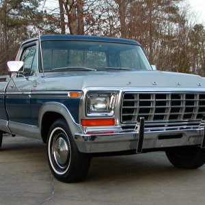 1979 F100 Ranger XLT (Front view)