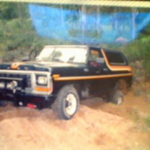 pics of pics of my fathers 78 bronc