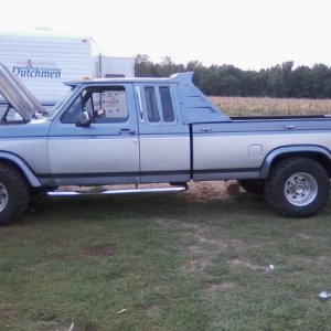 FOR SALE 1985 FORD F250 2WD $2500 FIRM!