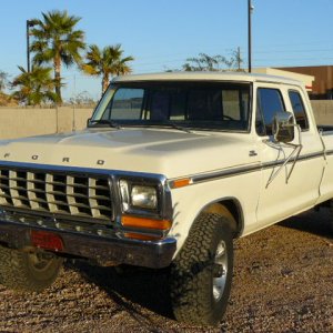 whitie 79 F250 4x4