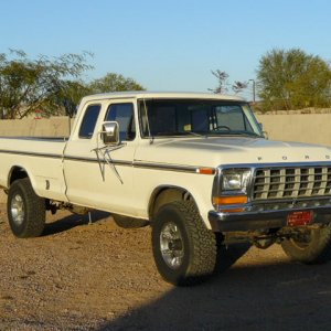 whitie 79 F250 4x4