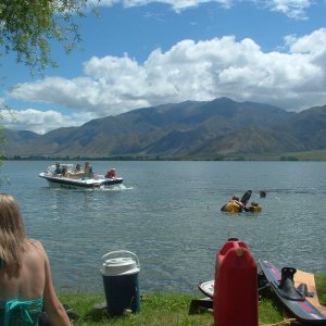 Lake_Benmore_Kids