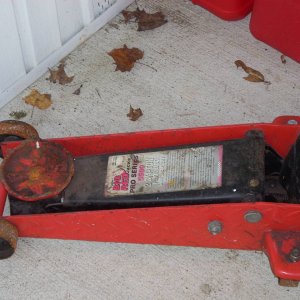 2 & 3/4 ton floor jack