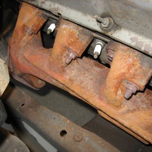 Exhaust manifold replacement