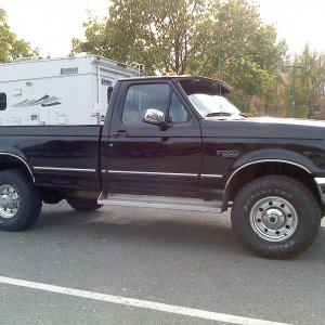 Truck_at_yankee_candle_oct_22_2011