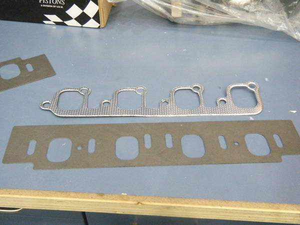 Engine_parts_024.JPG