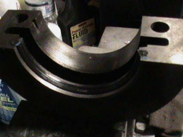 crank_buffing_rear_main_004.JPG