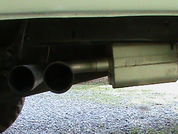 rear_exhaust_exiting.jpg