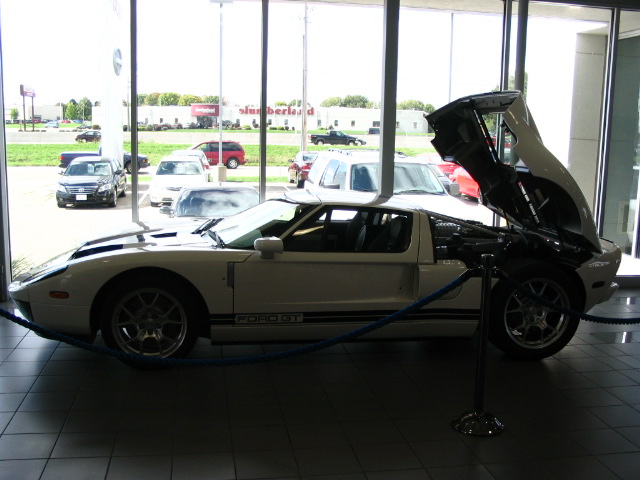 2005 Ford GT