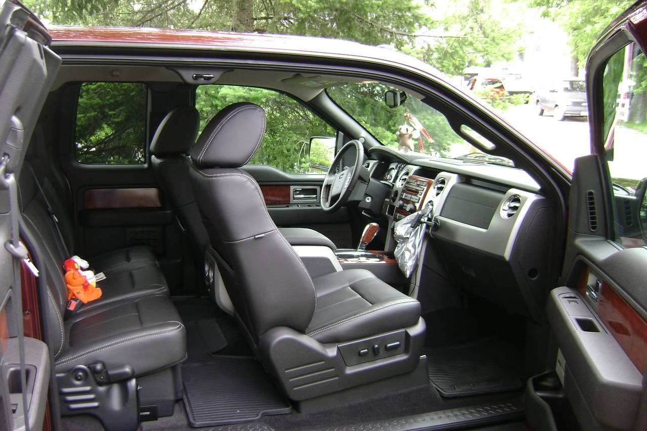 2009_F-150_Lariat_006