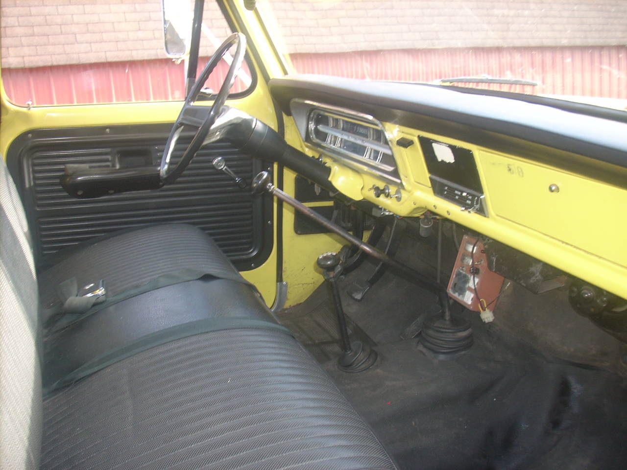 72_ford_flareside_022