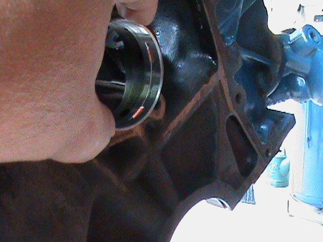 can bearing installation  Block Painting