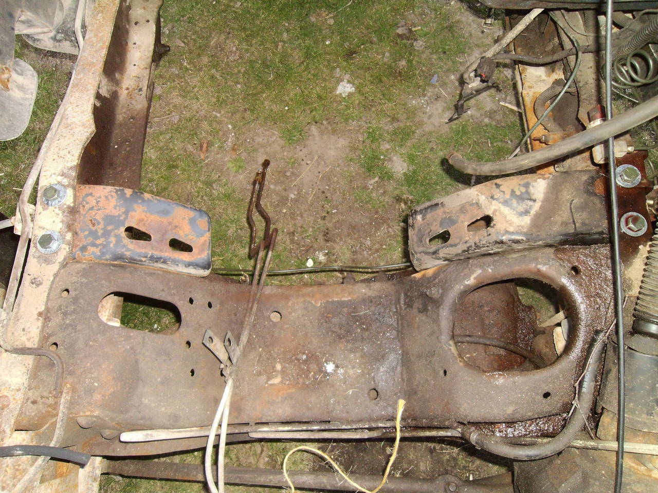 Engine mounts