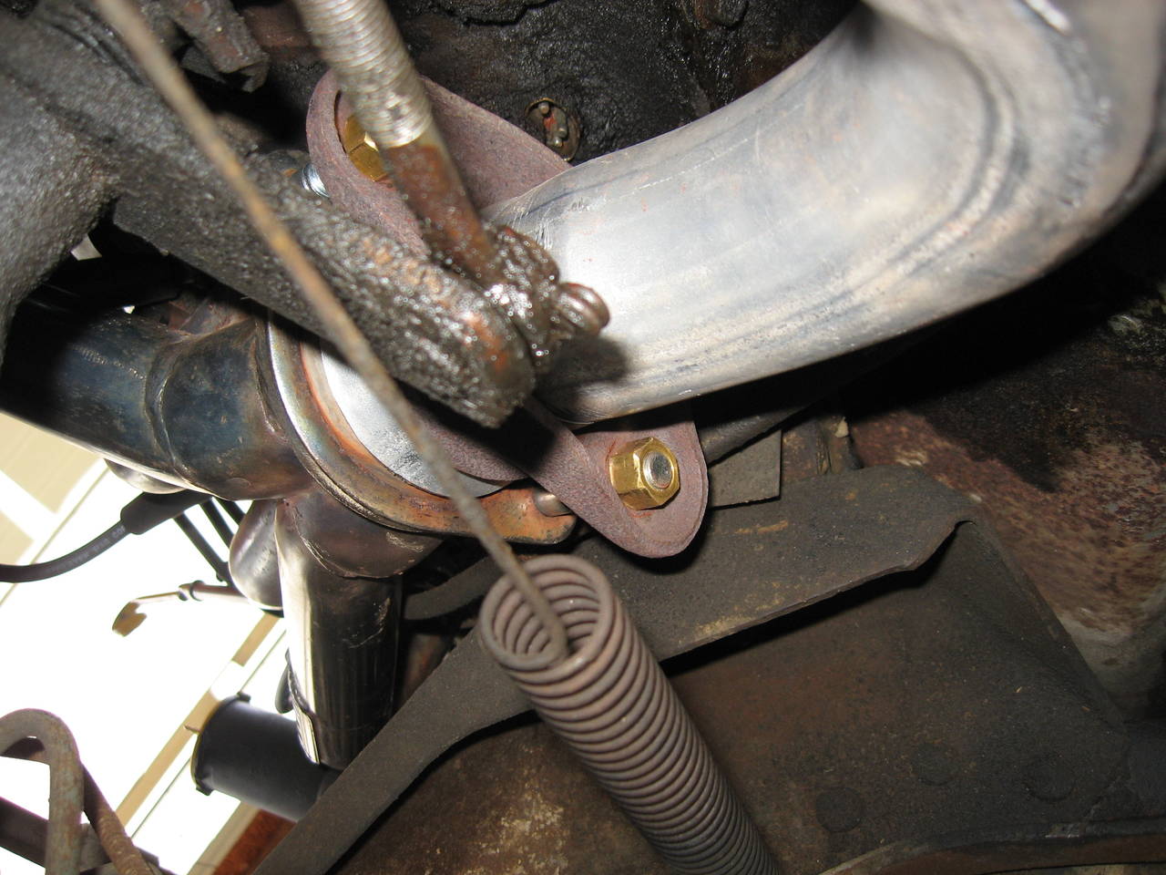 Exhaust to header