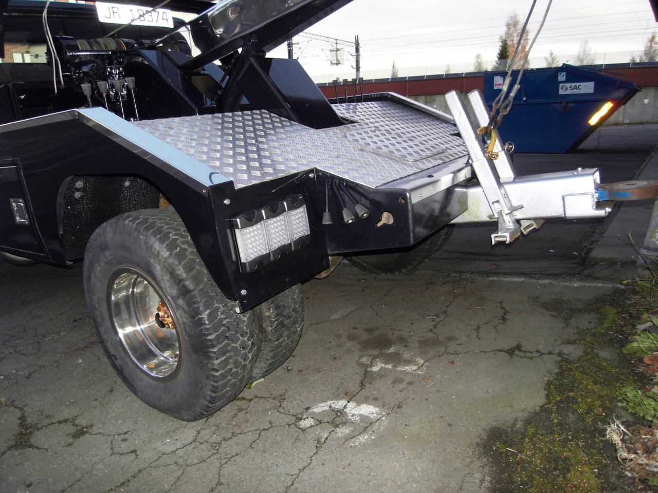 F350 rear end with LED