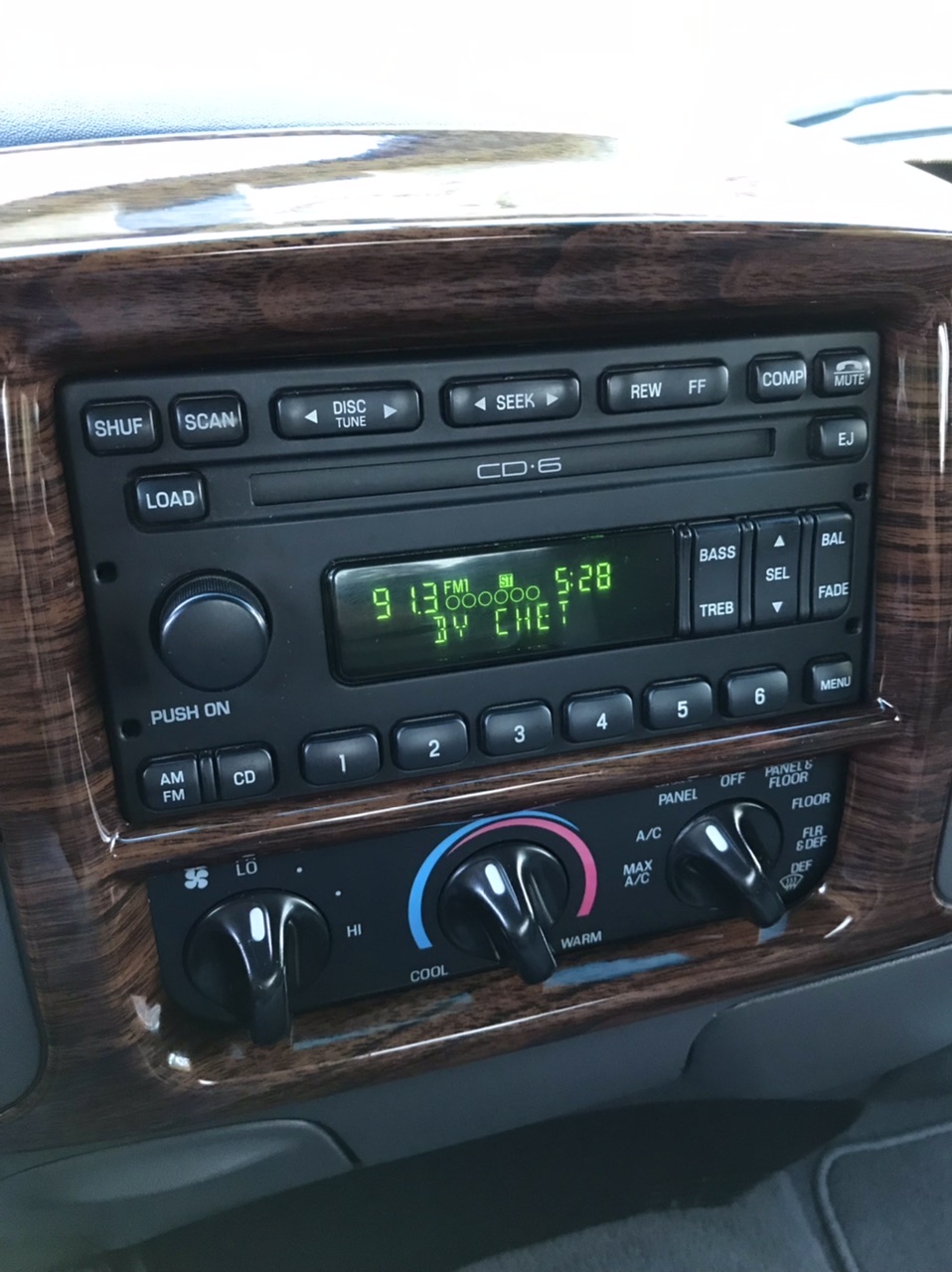 Factory 6-disc CD radio player