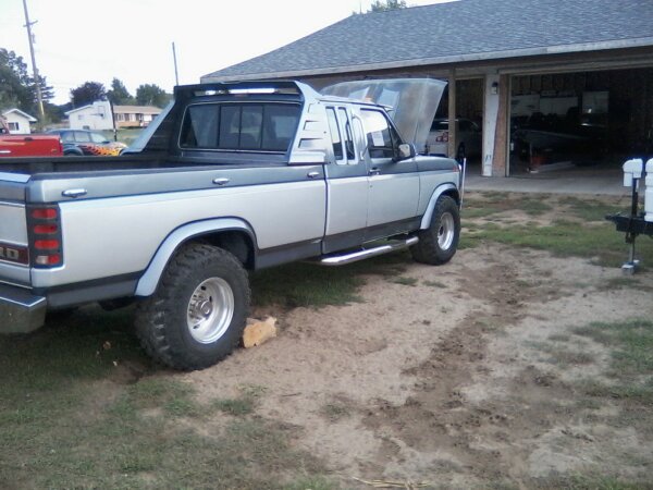 FOR SALE 1985 FORD F250 2WD $2500 FIRM!