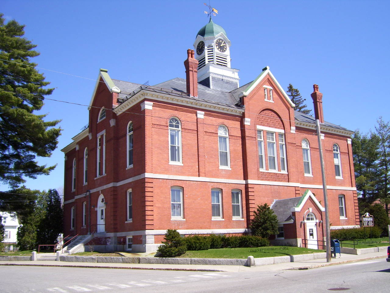 Franklin-County-Courthouse