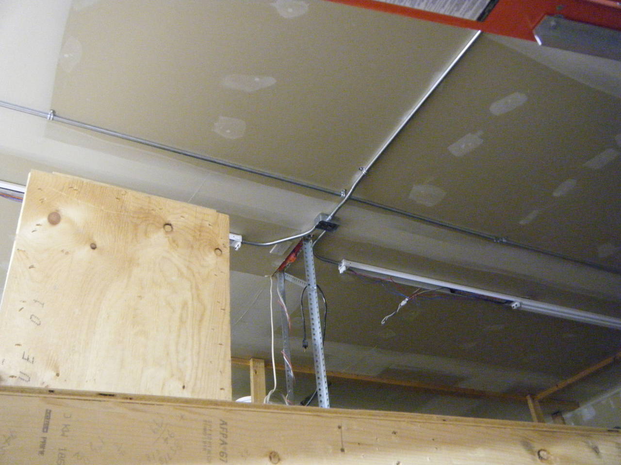 Garage_lights_0071