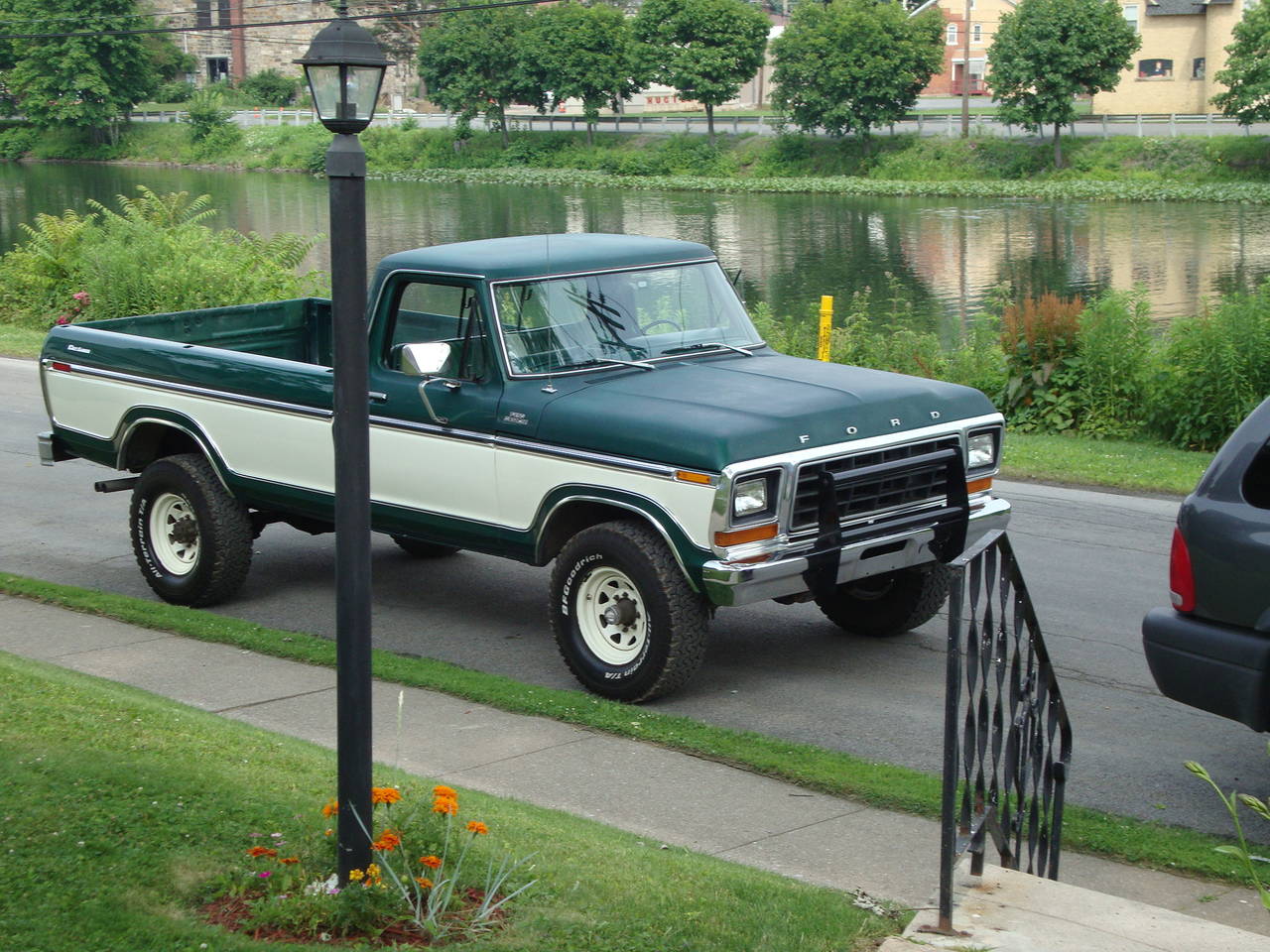 Jolly Green on the River