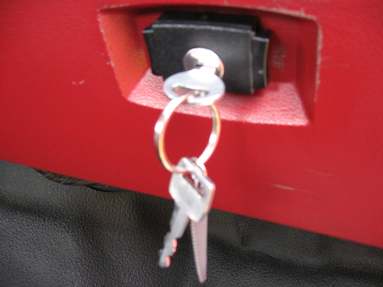 locking latch