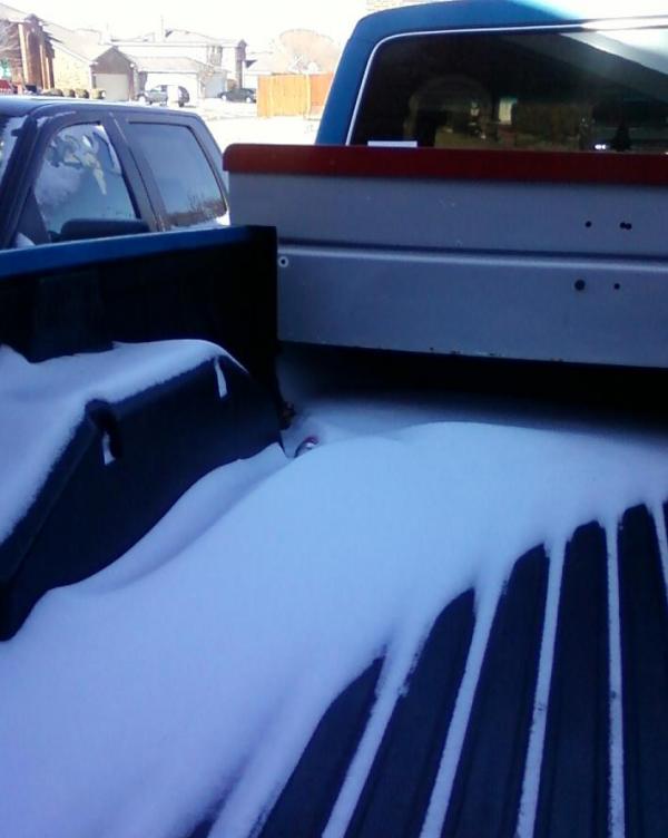 Lotta snow for us Texans