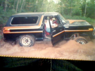 pics of pics of my fathers 78 bronc