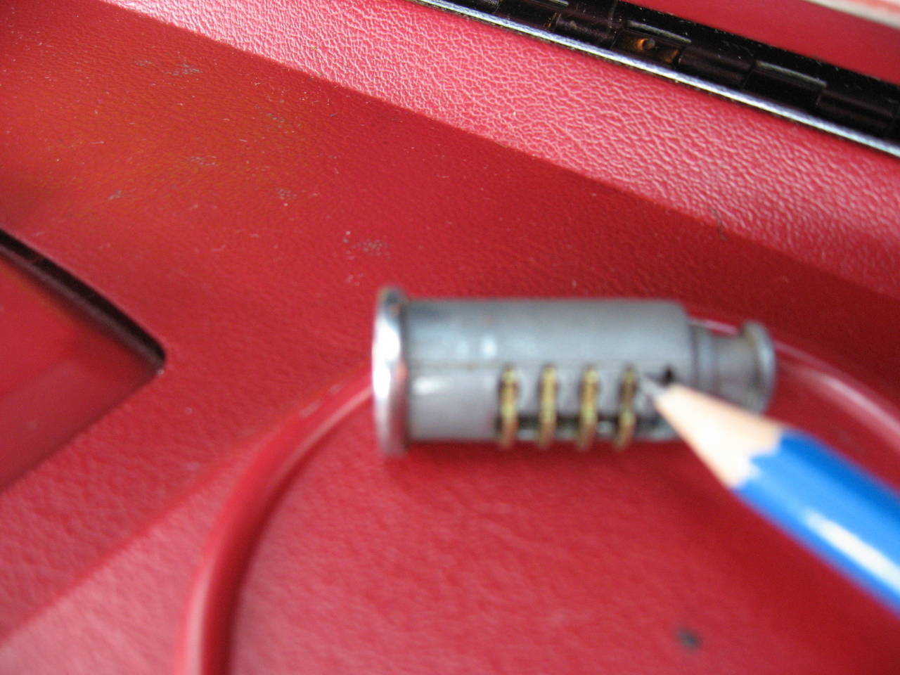 re-keying tumbler