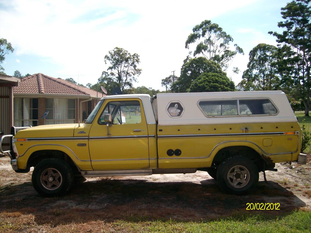 RHD Ford F100 Custom XLT LWB(LongBed) 4x4