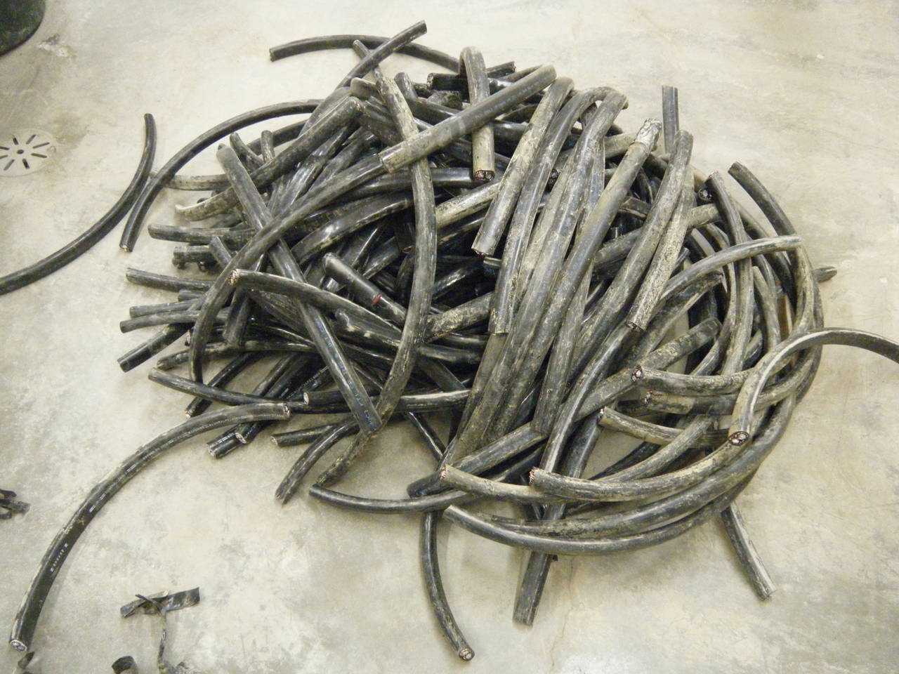 wire_002