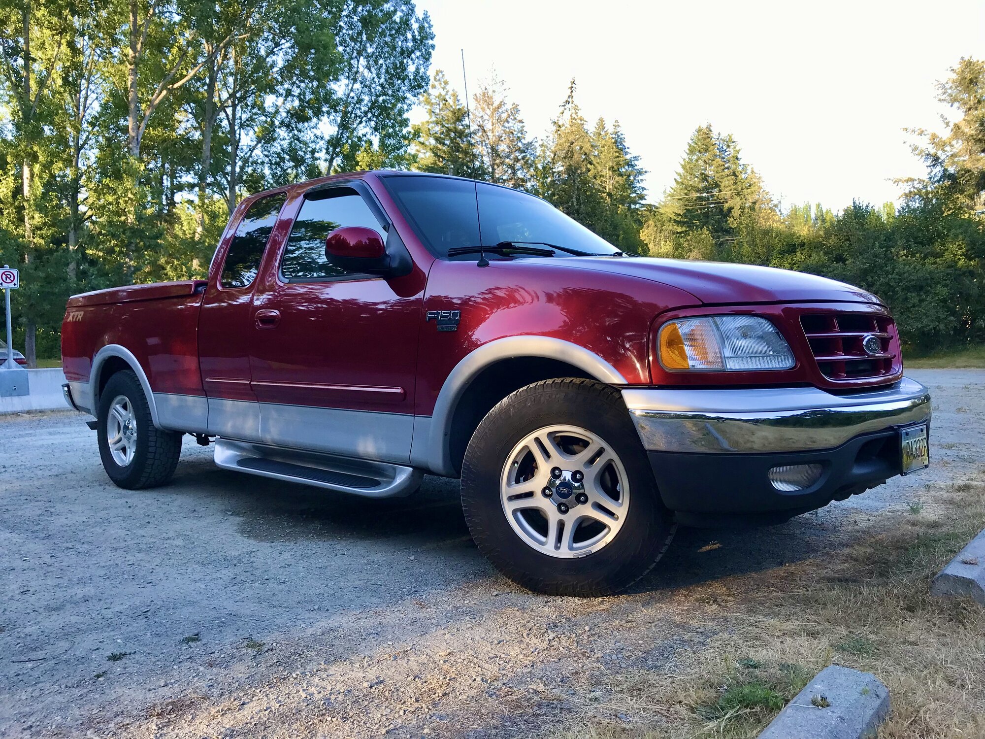 2002 Ford F150 - 2002 F150 XLT Supercab Stock -  Ford Truck Profile