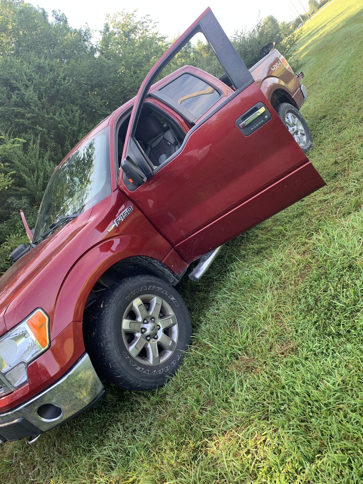 2013 Ford F150 - Ford maroon Stock -  Ford Truck Profile