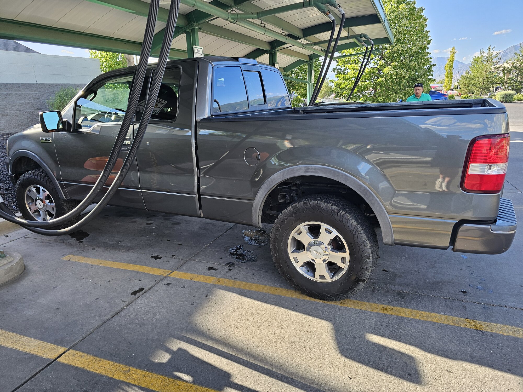 2004 Ford F150 Street Truck -  Ford Truck Profile